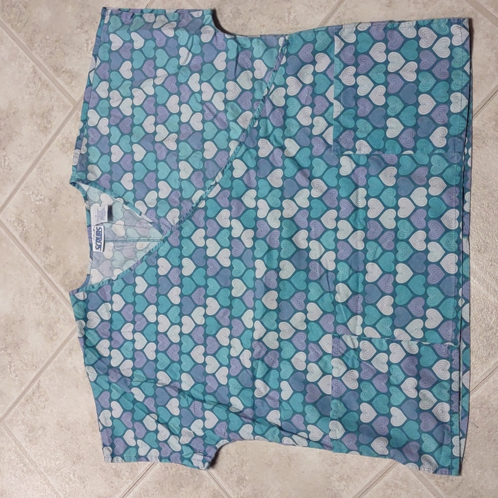 JIJ Scrubs Heart Scrub Top Size 3X